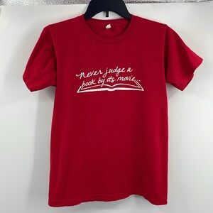 Vintage 90’s  “Never judge a book by its movie” red t shirt Size Small
